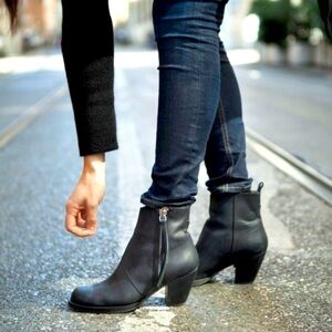 Acne Studio Pistol Ankles Black  Boots SZ 41